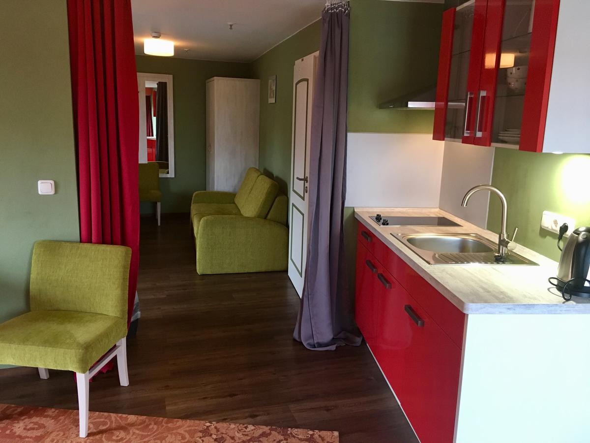 Maerchenhotel ベルゲン・アウフ・リューゲン エクステリア 写真